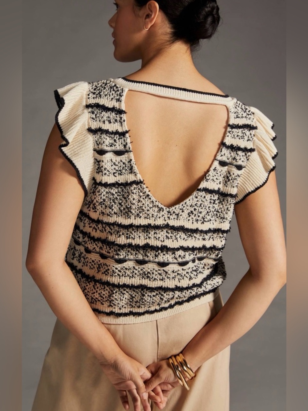 ANTHROPOLOGIE PILCRO RUFFLE SWEATER TANK SIZE S BLACK AND CREAM EXCELLENT CONDIT - Picture 7 of 13